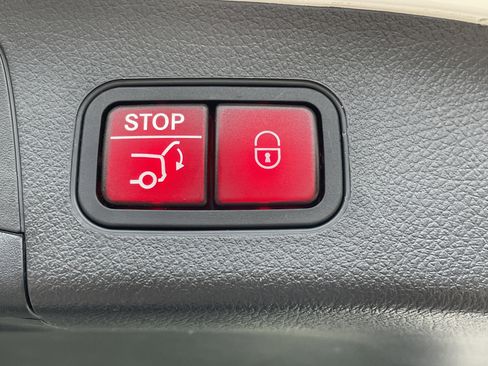 Certified 2023 Mercedes-Benz GLA 250 4MATIC image 11