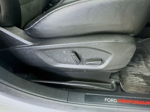 Used 2022 Ford Edge ST image 22