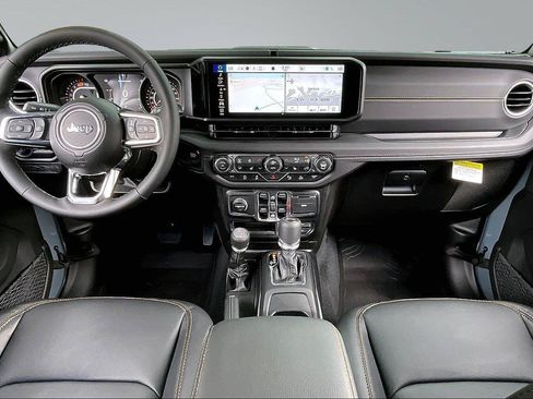 New 2026 Jeep Wrangler Unlimited Sahara AWD/4WD image 6