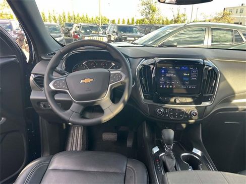 Certified 2023 Chevrolet Traverse LT image 12