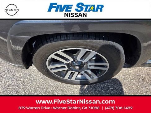 Used 2022 Toyota 4Runner Limited RWD image 5