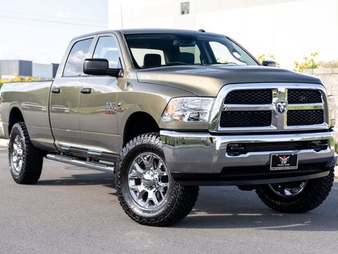 Used 2013 RAM 2500 Tradesman w/ Chrome Appearance Group AWD/4WD image 15