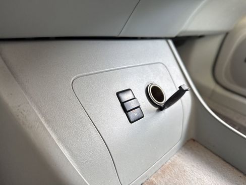 Used 2010 Toyota Prius Five image 21