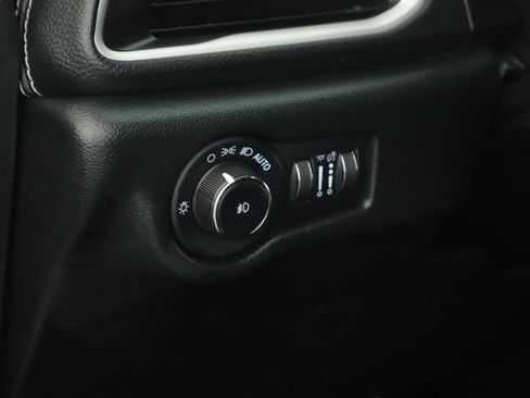 Used 2022 Chrysler Pacifica Touring-L w/ S Appearance Package image 7