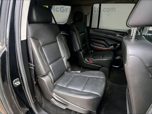 Used 2018 Chevrolet Suburban Premier image 26