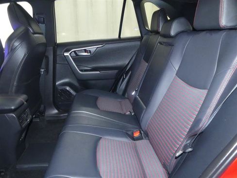 Used 2024 Toyota RAV4 XSE w/ Weather Package AWD/4WD image 21