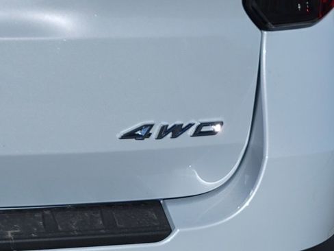 New 2026 Ford Explorer Platinum w/ LUX Leather Package image 13