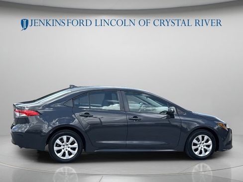 Used 2023 Toyota Corolla LE FWD image 3