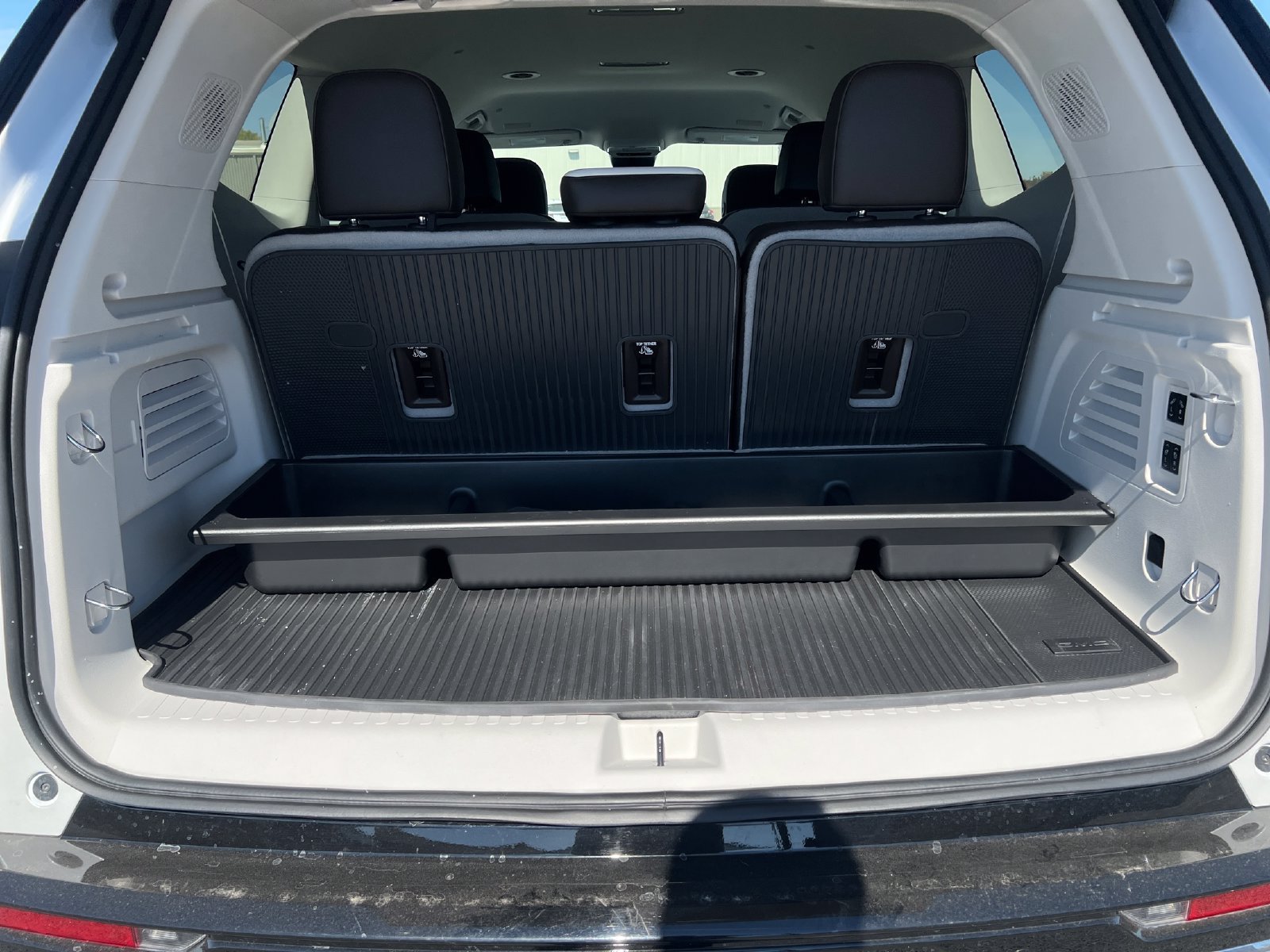 Used 2024 GMC Acadia Denali w/ Super Cruise Package AWD/4WD image 24