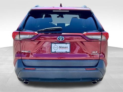 Used 2022 Toyota RAV4 XLE w/ Convenience Package AWD/4WD image 7