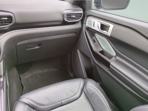 Used 2021 Ford Explorer ST w/ Equipment Group 401A AWD/4WD image 13