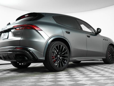 New 2025 Maserati Grecale Trofeo image 16