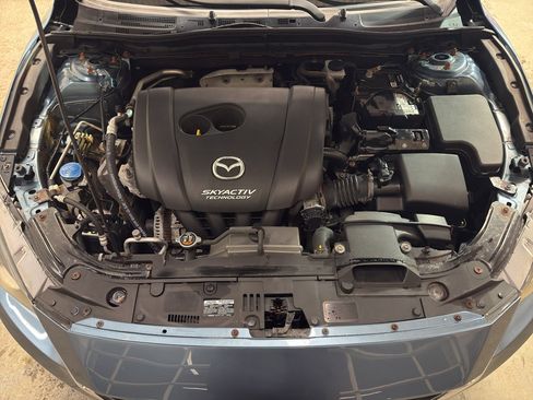 Used 2015 MAZDA MAZDA3 i Grand Touring image 32