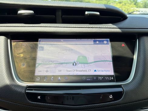 Used 2025 Cadillac XT5 Premium Luxury AWD/4WD image 23