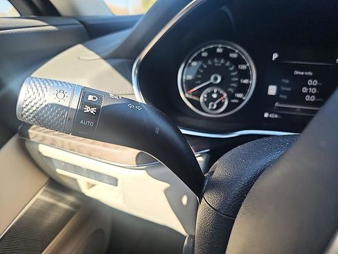 Used 2022 Genesis G80 2.5T w/ Prestige Package image 20