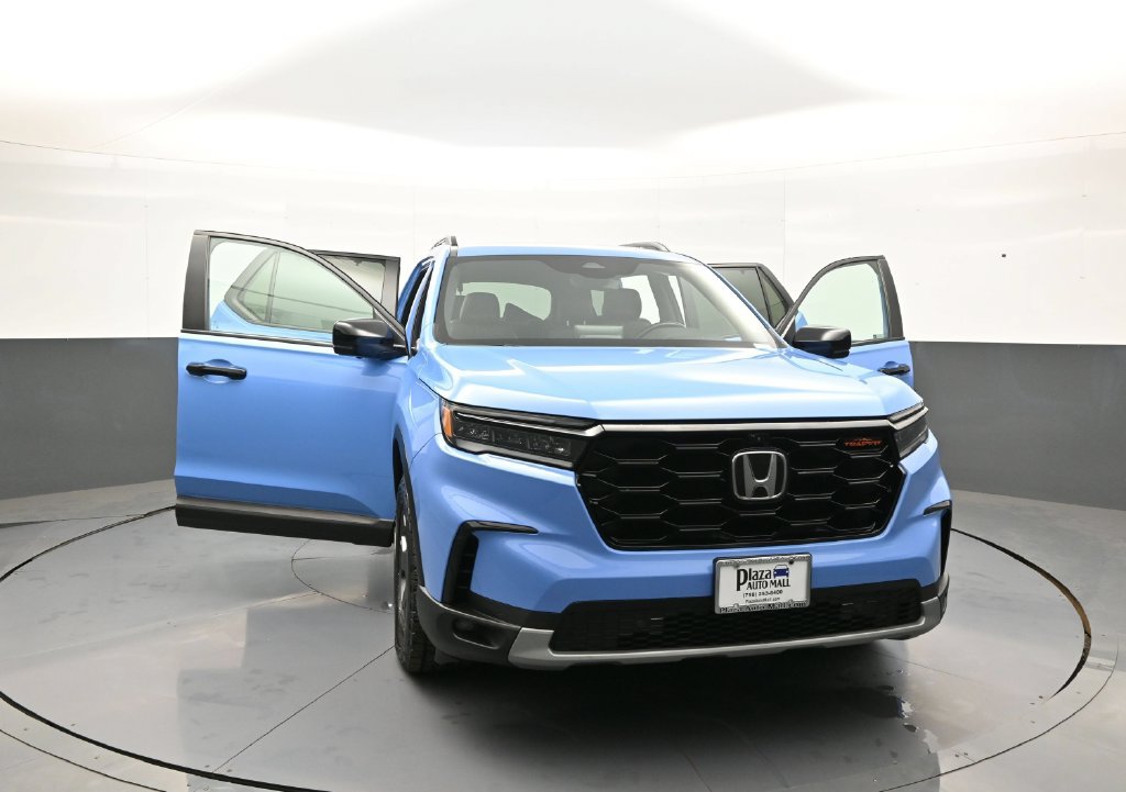 Certified 2024 Honda Pilot TrailSport image 50