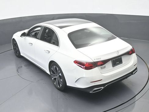 Used 2025 Mercedes-Benz E 350 Sedan image 53