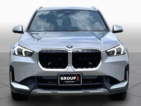 Used 2023 BMW X1 xDrive28i AWD/4WD image 4