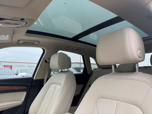 Used 2021 Audi Q5 Premium Plus image 15