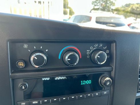 Used 2023 Chevrolet Express 2500 w/ Driver Convenience Package image 13