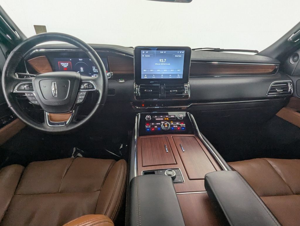 Used 2021 Lincoln Navigator Reserve RWD image 13