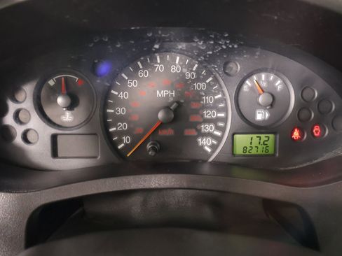 Used 2007 Ford Focus S FWD image 4