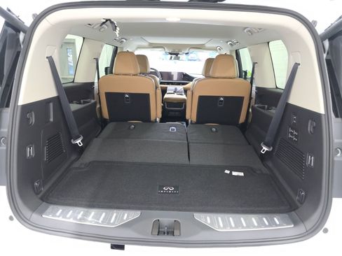 New 2026 INFINITI QX80 Luxe AWD/4WD image 17