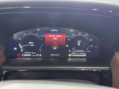 Used 2022 Lincoln Nautilus Reserve w/ Equipment Group 201A image 14