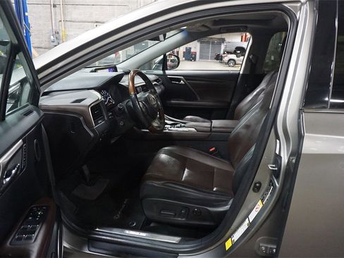 Used 2017 Lexus RX 350 FWD image 2