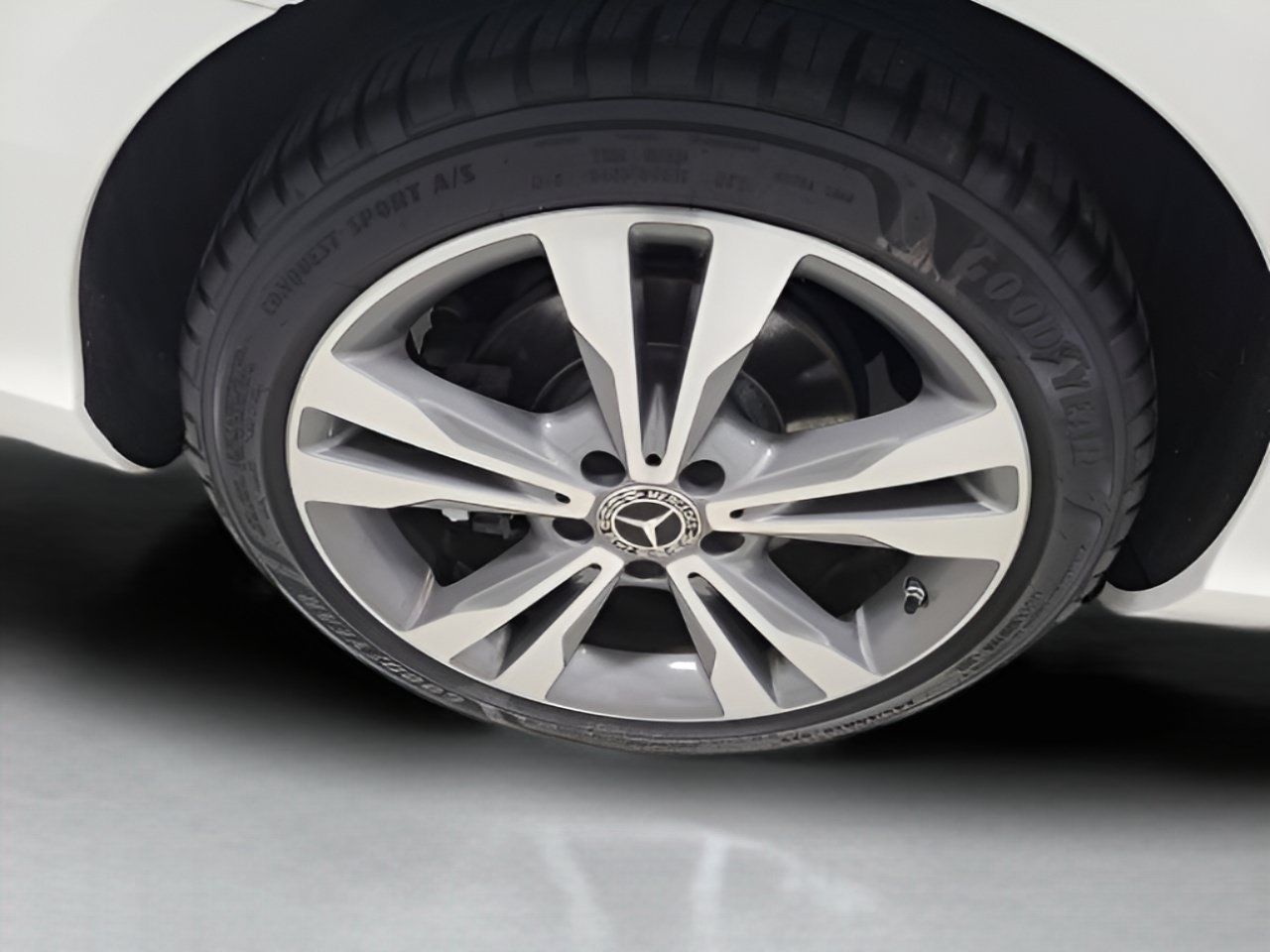 Used 2022 Mercedes-Benz C 300 4MATIC Coupe image 8