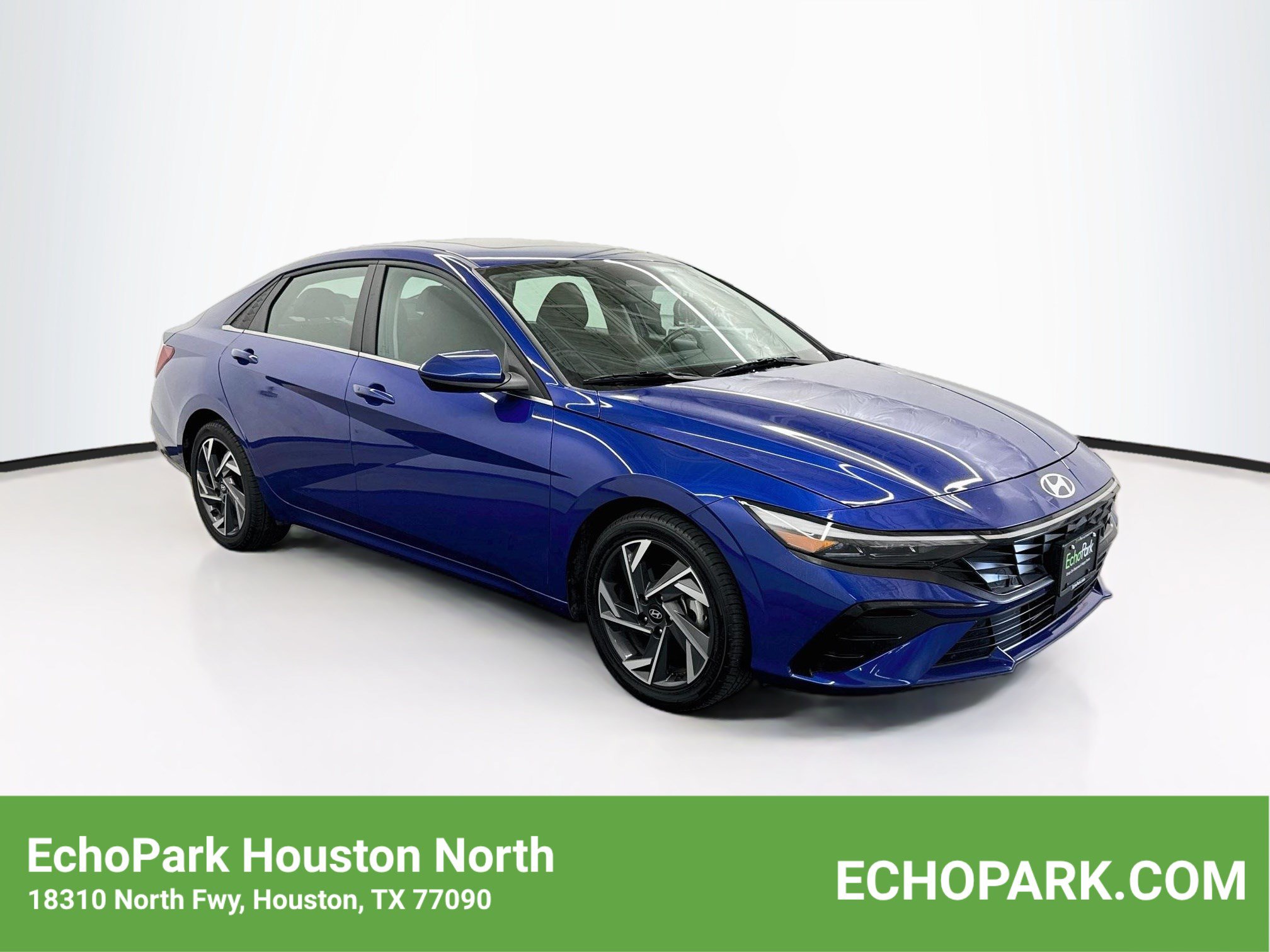 Used 2025 Hyundai Elantra SEL FWD image 1
