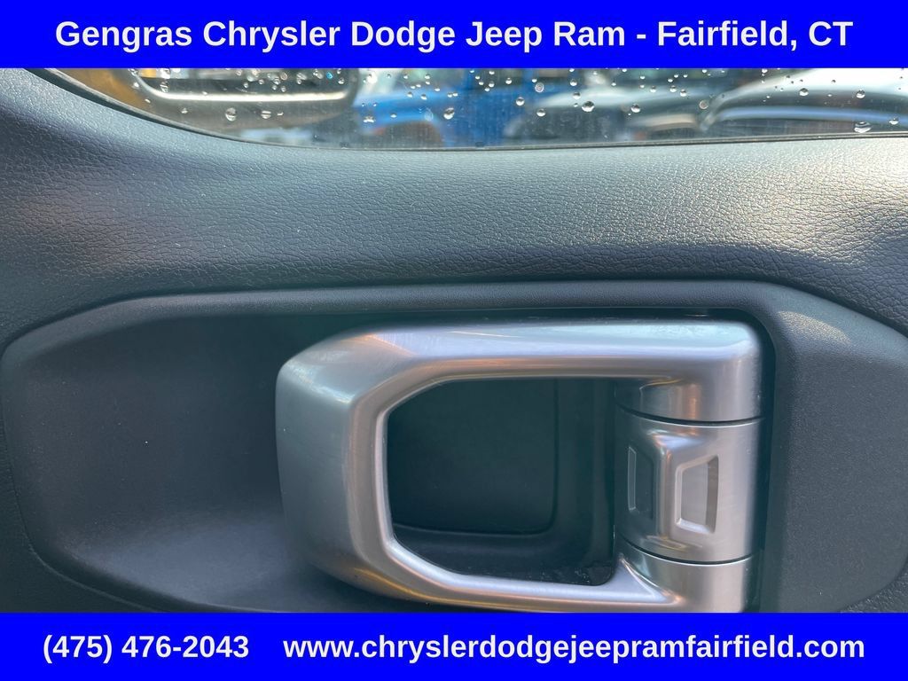 Used 2019 Jeep Wrangler Unlimited Sport S AWD/4WD image 17
