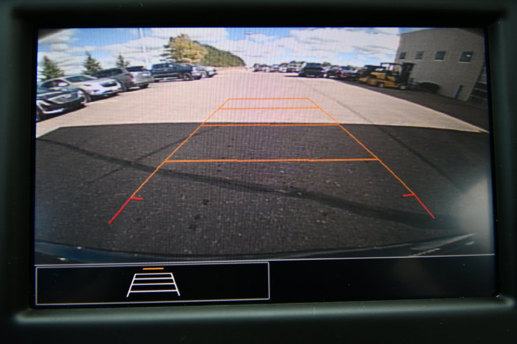 Used 2023 Chevrolet Equinox LT AWD/4WD image 26