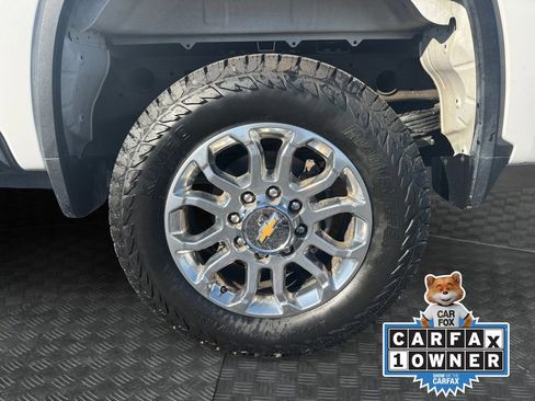 Used 2025 Chevrolet Silverado 2500 LT w/ Z71 Chrome Sport Edition AWD/4WD image 17