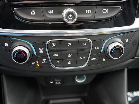 Certified 2023 Chevrolet Traverse Premier image 30