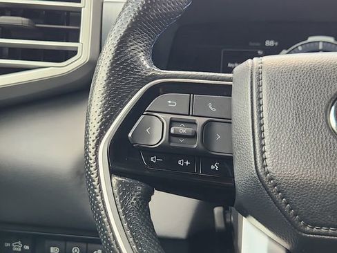 Used 2024 Toyota Tundra Platinum image 28