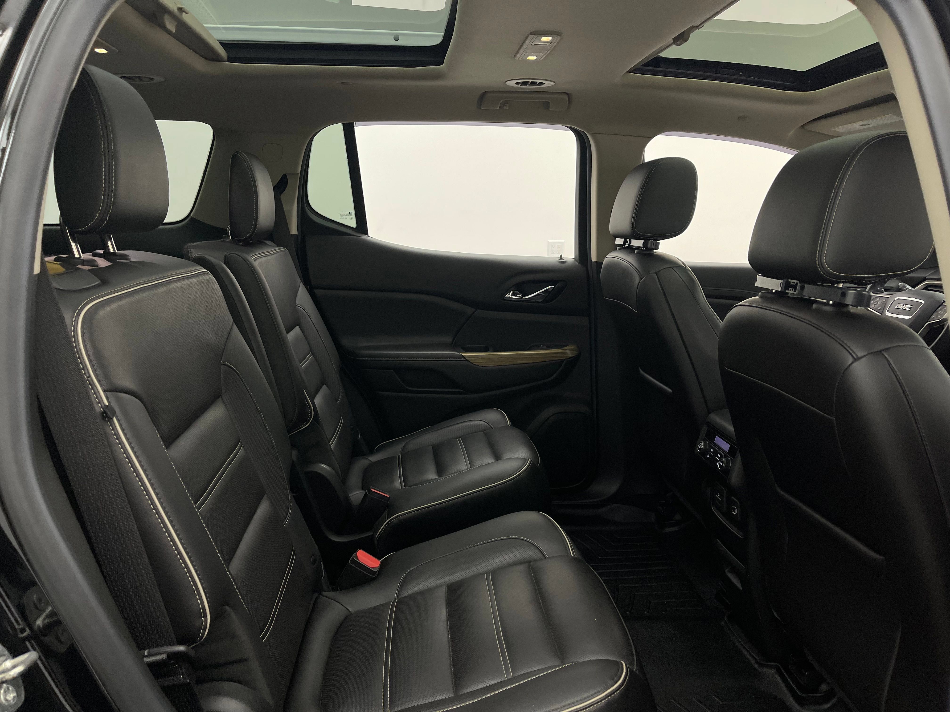 Used 2019 GMC Acadia Denali w/ Technology Package AWD/4WD image 36