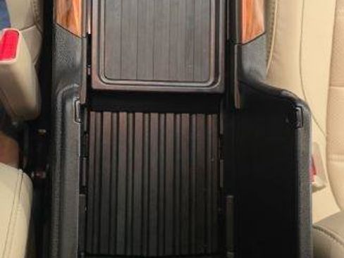 Used 2022 Honda CR-V Touring image 23