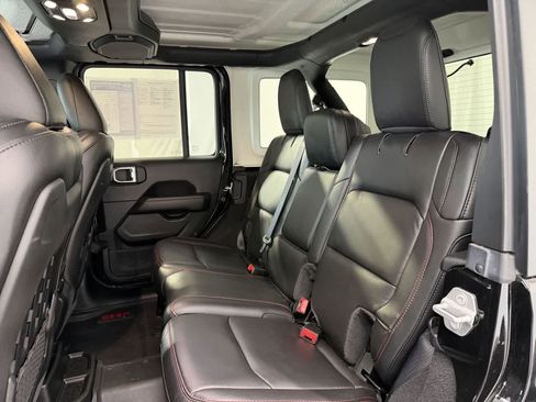Used 2020 Jeep Wrangler Unlimited Rubicon AWD/4WD image 9