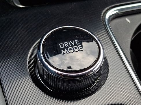 Certified 2022 Lincoln Corsair Standard w/ Premium Package image 26