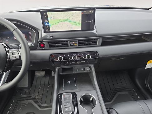 New 2026 Honda Pilot Touring image 11