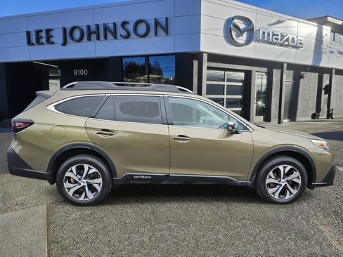 Used 2020 Subaru Outback Touring XT AWD/4WD image 6
