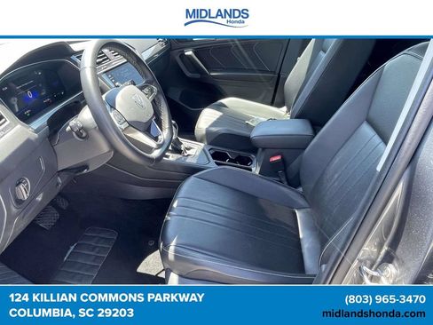 Used 2024 Volkswagen Tiguan SE FWD image 13