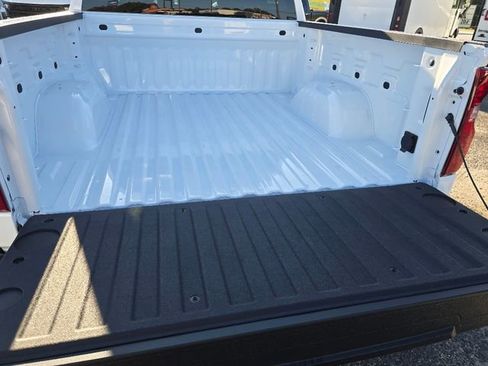 New 2026 Chevrolet Silverado 1500 W/T w/ WT Value Package image 16