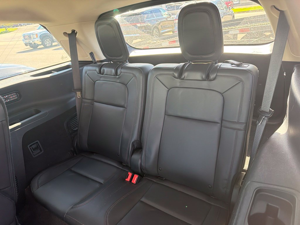 Used 2021 Lincoln Aviator Grand Touring w/ Equipment Group 302A AWD/4WD image 15
