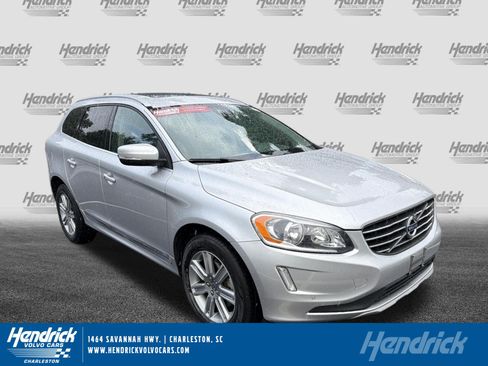 Used 2017 Volvo XC60 T5 Inscription w/ Preferred Option Package FWD image 1