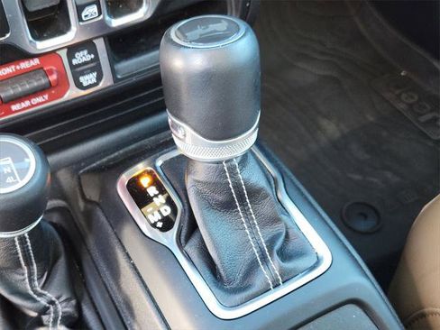 Certified 2022 Jeep Wrangler Unlimited Rubicon w/ LED Lighting Group image 25