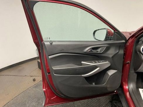 Certified 2024 Chevrolet Trax LS w/ LS Convenience Package FWD image 10