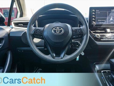Used 2020 Toyota Corolla LE image 25