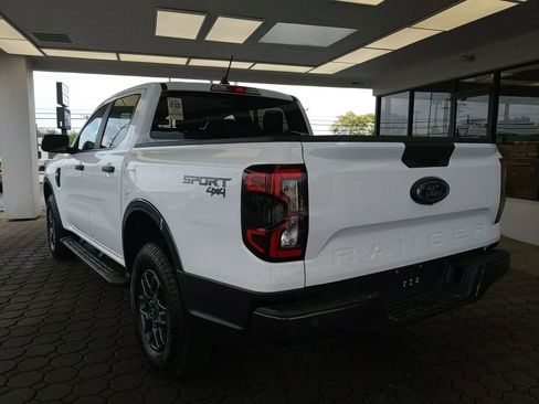 Used 2024 Ford Ranger XLT w/ Equipment Group 301A High AWD/4WD image 8